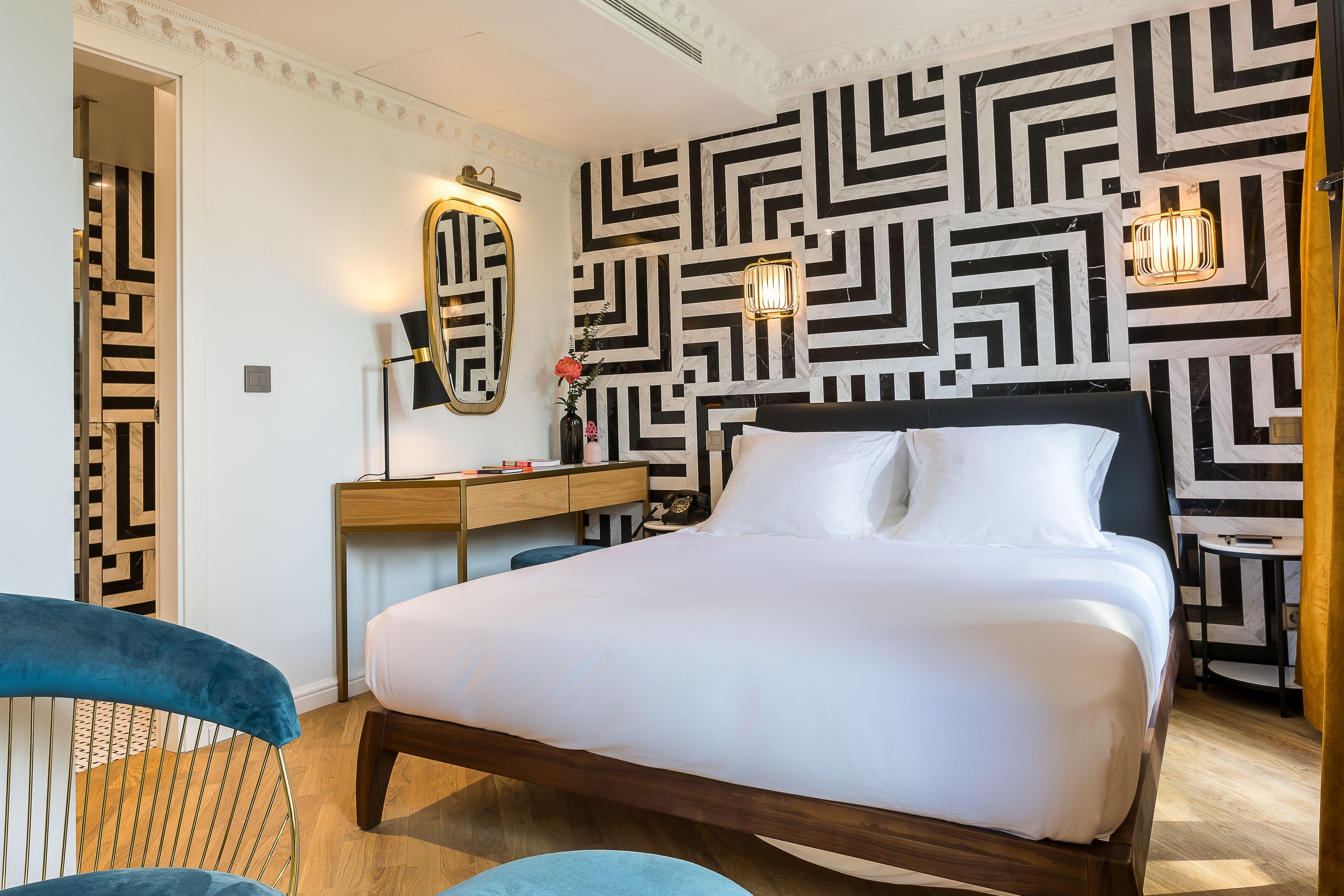 Rose Bourbon Hotel 3*